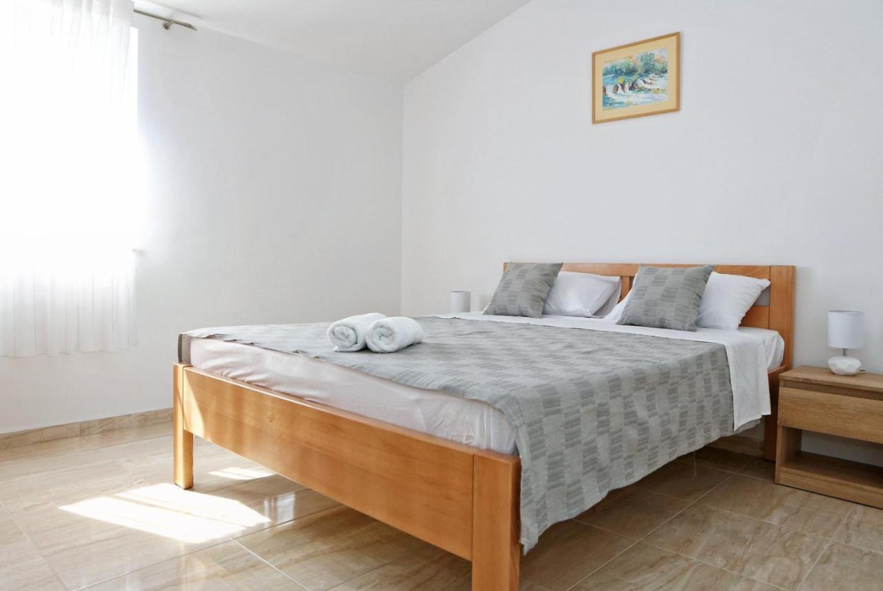 Apartmani Cili Miletici 外观 照片